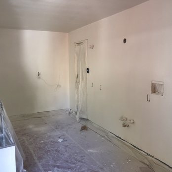 Pro-Touch Painting Contractors - Garage Painted nicely and the cleanup that I now have to do even though I paid for the service. - Painters Near Me Pro-Touch Painting Contractors - Garage Painted nicely and the cleanup that I now have to do even though I paid for the service. - Painters Near Me