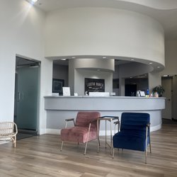 Ladera Ranch Dentistry & Orthodontics - Beautiful front office