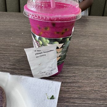 Island Vintage Coffee - Pitaya smoothie - Coffee & Tea Near Me - Lahaina, Hawaii Island Vintage Coffee - Pitaya smoothie - Coffee & Tea Near Me - Lahaina, Hawaii