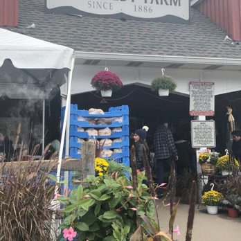 Demarest Farm - Farmers Market Near Me - Hillsdale, New Jersey