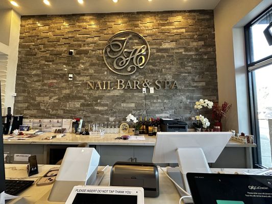 TH Nail Bar and Spa