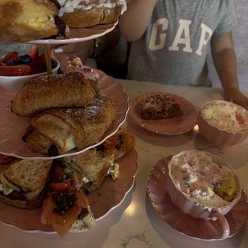 Cafe Lola - Afternoon high tea - Cafes Near Me - Henderson, Nevada Cafe Lola - Afternoon high tea - Cafes Near Me - Henderson, Nevada