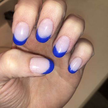 EM Nails & Beauty Salon - you can see where the two dip powders mixed together, and how uneven and thick the tips look. - Waxing Near Me - Waco, Texas EM Nails & Beauty Salon - you can see where the two dip powders mixed together, and how uneven and thick the tips look. - Waxing Near Me - Waco, Texas