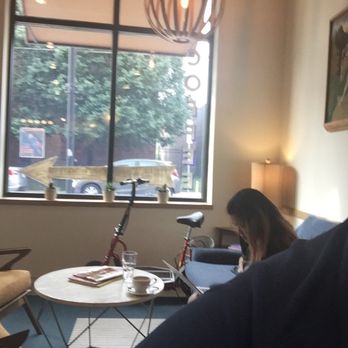 Arriviste Coffee Roasters - Sofa study - Coffee & Tea Near Me - Pittsburgh, Pennsylvania