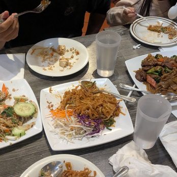 Bright Star Thai Vegan - Thai Near Me - Rancho Cucamonga, California