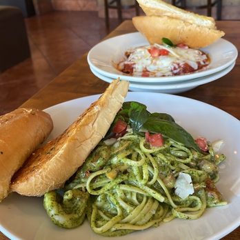 Pinocchio's Pizza - Pesto shrimp linguine - Pizza Near Me - Pasadena, California Pinocchio's Pizza - Pesto shrimp linguine - Pizza Near Me - Pasadena, California