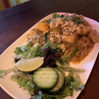 Thi Ni Thai - Pad Thai tofu - Thai Near Me - Oberlin, Ohio
