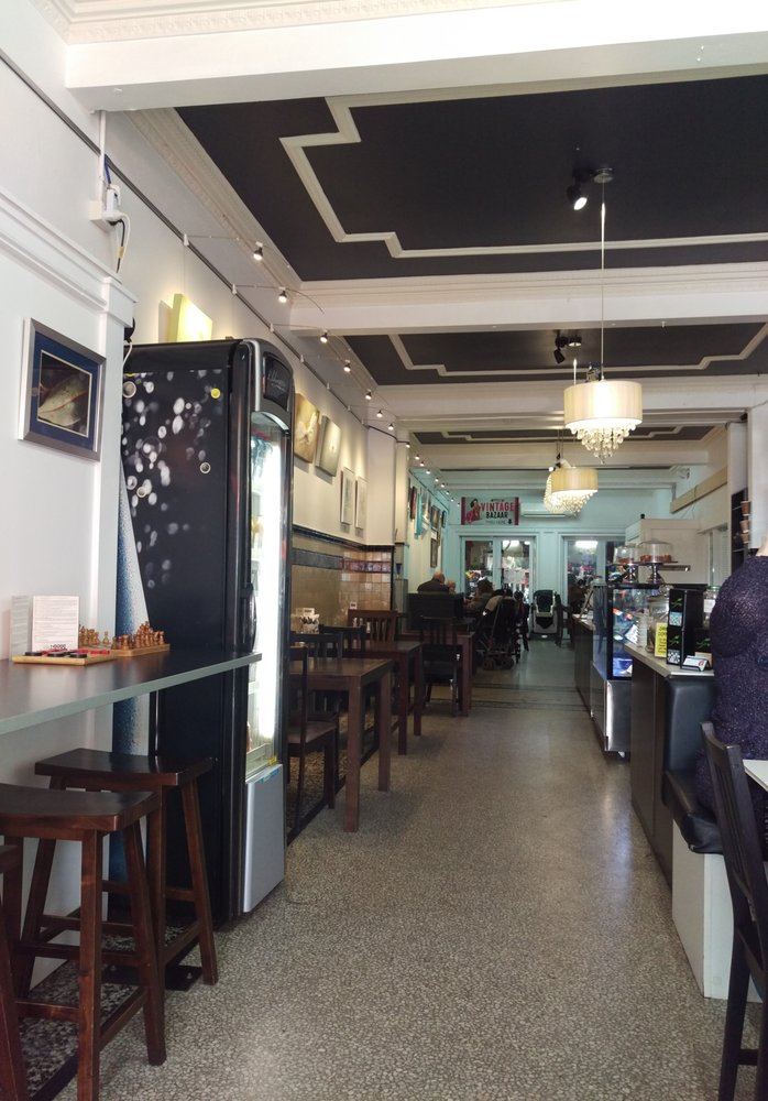 ROSEBUD VINTAGE BAZAAR Updated June 2024 Rosebud Parade, Rosebud