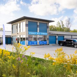 Exterior photo of Stanley Storage - Niagara Falls, Ontario Exterior photo of Stanley Storage - Niagara Falls, Ontario