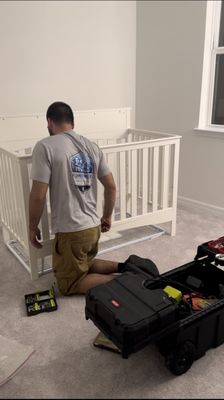 PACKING AND UNPACKING SERVICES - What type of packing services do you need?
Full Packing Services
Don't worry about packing at all. We will send a team of experienced movers and packers to your home. Of course, we will leave out any items you’ll need on the night before moving, and quickly pack those up on move day.
Partial Packing Services
If you don’t mind packing some (or even most) of your items on your own, but would like some additional help, we can accommodate your packing needs.
Unpacking Services
Moving is generally an exhausting experience, even if you hire professionals to do the hard labor. If you would like some assistance settling in to your new home with unpacking boxes, we can undertake the entire job, or simply provide a few hours of service. PACKING AND UNPACKING SERVICES - What type of packing services do you need?
Full Packing Services
Don't worry about packing at all. We will send a team of experienced movers and packers to your home. Of course, we will leave out any items you’ll need on the night before moving, and quickly pack those up on move day.
Partial Packing Services
If you don’t mind packing some (or even most) of your items on your own, but would like some additional help, we can accommodate your packing needs.
Unpacking Services
Moving is generally an exhausting experience, even if you hire professionals to do the hard labor. If you would like some assistance settling in to your new home with unpacking boxes, we can undertake the entire job, or simply provide a few hours of service.