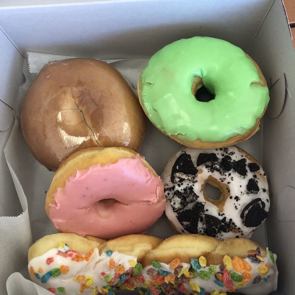 The Donut Makers - Donuts Near Me - Garden Grove, California The Donut Makers - Donuts Near Me - Garden Grove, California