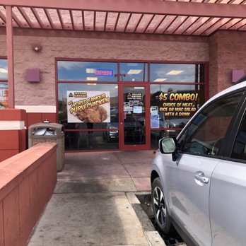Island Grinds - the entrance to the restaurant - Hawaiian Near Me - St. George, Utah