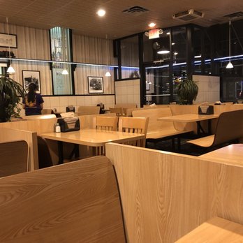 Pizza By Pappas - Self seating - Pizza Near Me - Scranton, Pennsylvania