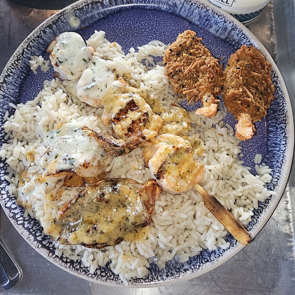 California Fish Grill - Shrimp trio & rice - Seafood Near Me - Bakersfield, California California Fish Grill - Shrimp trio & rice - Seafood Near Me - Bakersfield, California