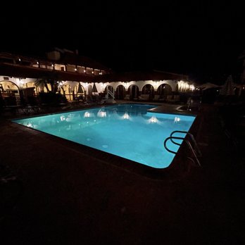 La Jolla Shores Hotel - Hotels Near Me - La Jolla, California