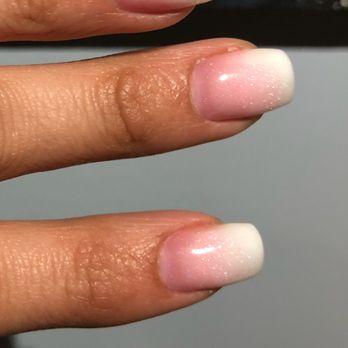 Diva Spa Nails - Worst fuking fill in ever, after fighting with the owner.Different salon saying there 2diffirent materials. After being a regular, phonies! - Nail Salons Near Me - Addison, Illinois
