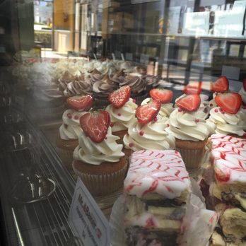 Mr Baker - Bakeries Near Me - Rancho Cucamonga, California