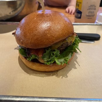 Hopdoddy Burger Bar - Burgers Near Me - Webster, Texas