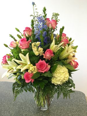 Elite Flowers and Gifts by null