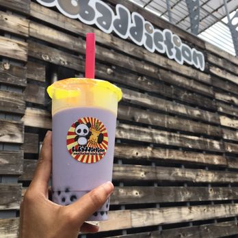 Bobaddiction - Large taro milk tea - Food Trucks Near Me