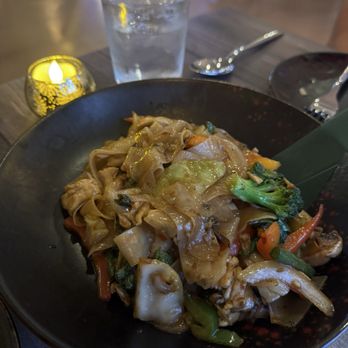 Thai Delight Kitchen - Pad Kee Mao/ Drunken Noodle - Thai Near Me - Grayson, Georgia Thai Delight Kitchen - Pad Kee Mao/ Drunken Noodle - Thai Near Me - Grayson, Georgia