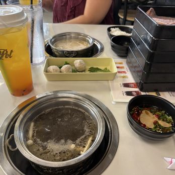 Urban Hotpot - Chinese Near Me - Loveland, Colorado