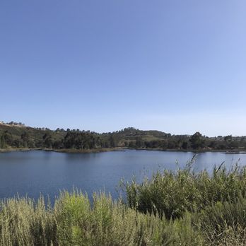 Lake Miramar - Another beautiful day - Lakes Near Me - San Diego, California Lake Miramar - Another beautiful day - Lakes Near Me - San Diego, California