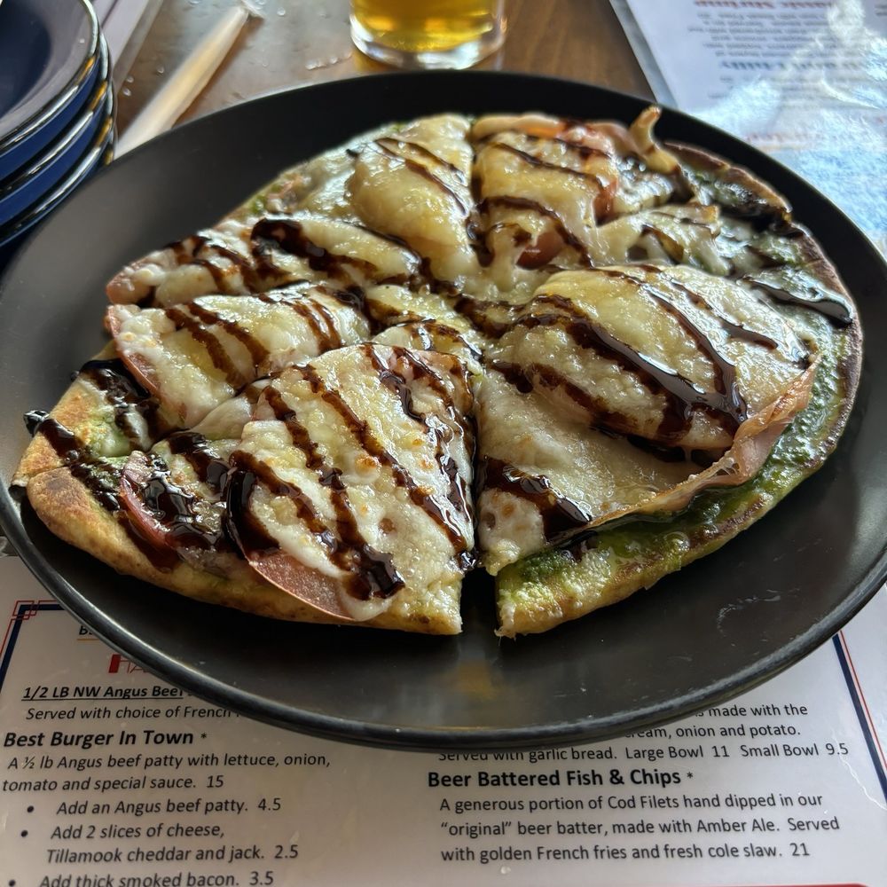 Caprese flatbread
