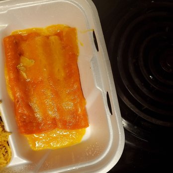 Los Cucos Mexican Cafe - So I added a photo of my so-called chili con queso cheese enchiladas and and yes you're right there is no chili. - Mexican Near Me - Sandy, Utah Los Cucos Mexican Cafe - So I added a photo of my so-called chili con queso cheese enchiladas and and yes you're right there is no chili. - Mexican Near Me - Sandy, Utah