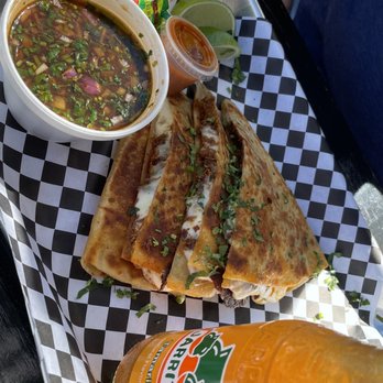 Tacos La Catrina - Birria Quesadilla - Food Trucks Near Me - Cedar Park , Texas Tacos La Catrina - Birria Quesadilla - Food Trucks Near Me - Cedar Park , Texas