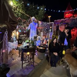 A FREE EVENT & FREE PARKING! All Things Spooky: Castle, Monsters, Creatures, Graveyards @ Holiday Fantasies in Burbank Oct. 2023