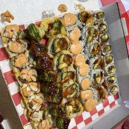 Sushi-Zza Box