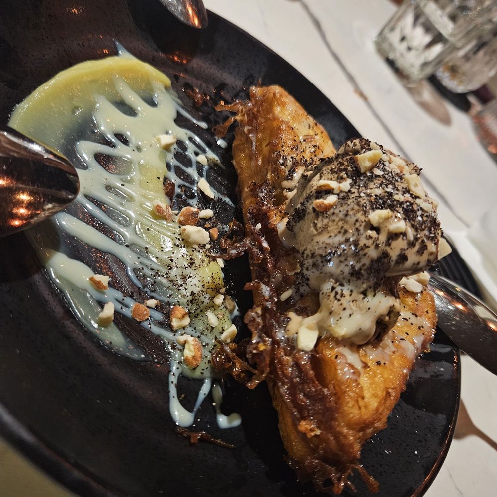 Coco Deck - Coco toast - Mexican Near Me - Lahaina, Hawaii