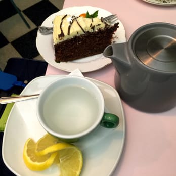 Hula Juice Cafe - Carrot cake and mint tea - Juice Bars & Smoothies Near Me - Edinburgh, EDH Hula Juice Cafe - Carrot cake and mint tea - Juice Bars & Smoothies Near Me - Edinburgh, EDH