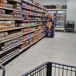 Harps food and gas - Very clean store