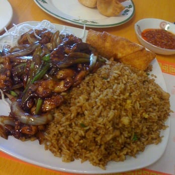 Golden Kitchen - Mongolian chicken (spicy) lunch combo. - Chinese Near Me - Mundelein, Illinois Golden Kitchen - Mongolian chicken (spicy) lunch combo. - Chinese Near Me - Mundelein, Illinois