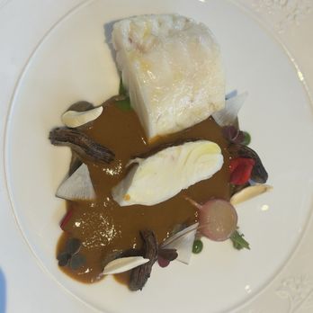 La Mere Germaine - Sea bass - French Near Me - Châteauneuf-du-Pape, 84