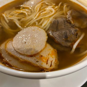 Kravin Pho - Bun Bo hue (spicy beef broth noodle) - no onion no scallion - Vietnamese Near Me - Hartford, Connecticut Kravin Pho - Bun Bo hue (spicy beef broth noodle) - no onion no scallion - Vietnamese Near Me - Hartford, Connecticut
