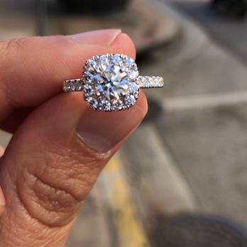 Mr Diamond Jewelers - Jewelry Near Me - Miami, Florida Mr Diamond Jewelers - Jewelry Near Me - Miami, Florida
