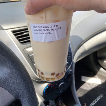 Ding Tea - Jasmine milk tea with golden boba - Bubble Tea Near Me - Oceanside, California