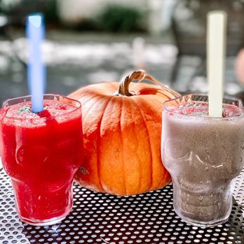 Chateau Diana Winery - Halloween cups - Wineries Near Me - Healdsburg, California Chateau Diana Winery - Halloween cups - Wineries Near Me - Healdsburg, California