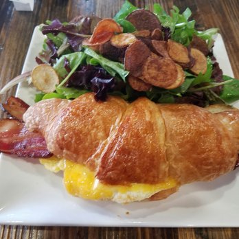 CRAFTkitchen - The egg came out hard when we asked for over easy but was still good. - New American Near Me - Henderson, Nevada