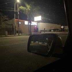 La Vida Gentlemen's Club - Checking out this place tonight after the Super Bowl. Seems like the place to be