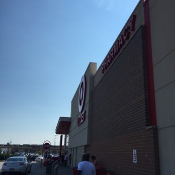Target - Department Stores Near Me - Valley Stream, New York