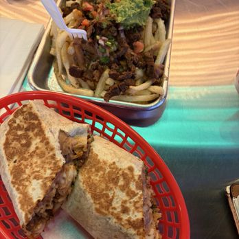 Tacos Mi Pa - Burrito De Carne Asada and Carne Asada Fries - Tacos Near Me - Bakersfield, California Tacos Mi Pa - Burrito De Carne Asada and Carne Asada Fries - Tacos Near Me - Bakersfield, California