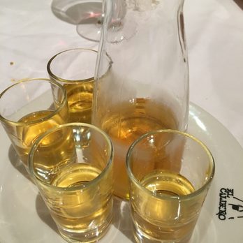 El Caldero - complimentary caramel liqueur - Spanish Near Me - Madrid, M El Caldero - complimentary caramel liqueur - Spanish Near Me - Madrid, M
