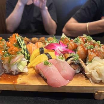 Hinata Sushi  - Sushi Bars Near Me - Lemon Grove, California