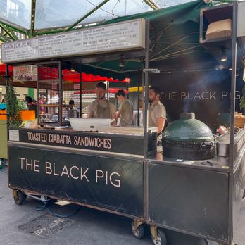 The Black Pig - Delicatessen Near Me - London, XGL