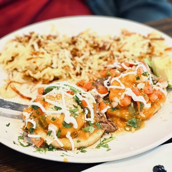 Broken Yolk Cafe - Breakfast & Brunch Near Me - Fullerton, California