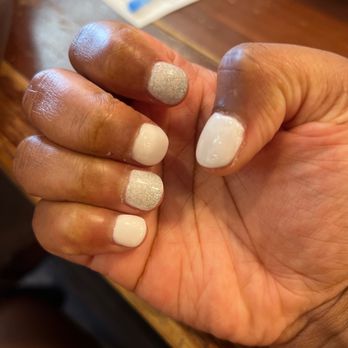 Bijou Nail Bar - Dip manicure - Nail Salons Near Me - Richmond, Virginia